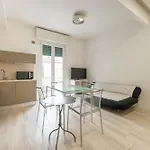 Roberto Flat - 10 Minuti Da Fiera Di Apartman *